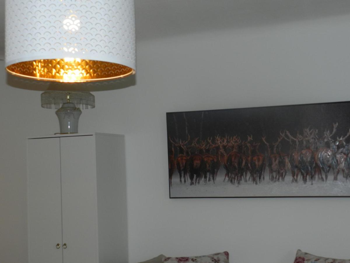 Klassik And Sunny Apartment! Wenen Buitenkant foto